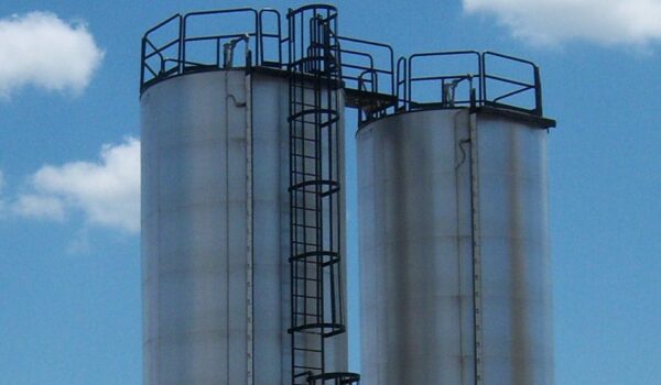 AC Tanks