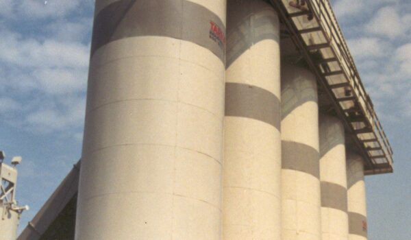 (5) 200 Ton Surge Bins